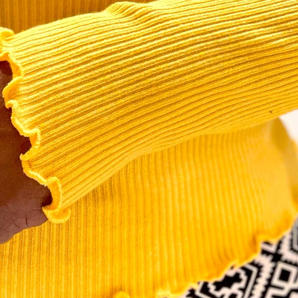 Cute little mock turtleneck tops is lots of colors - Picture 8 of 9